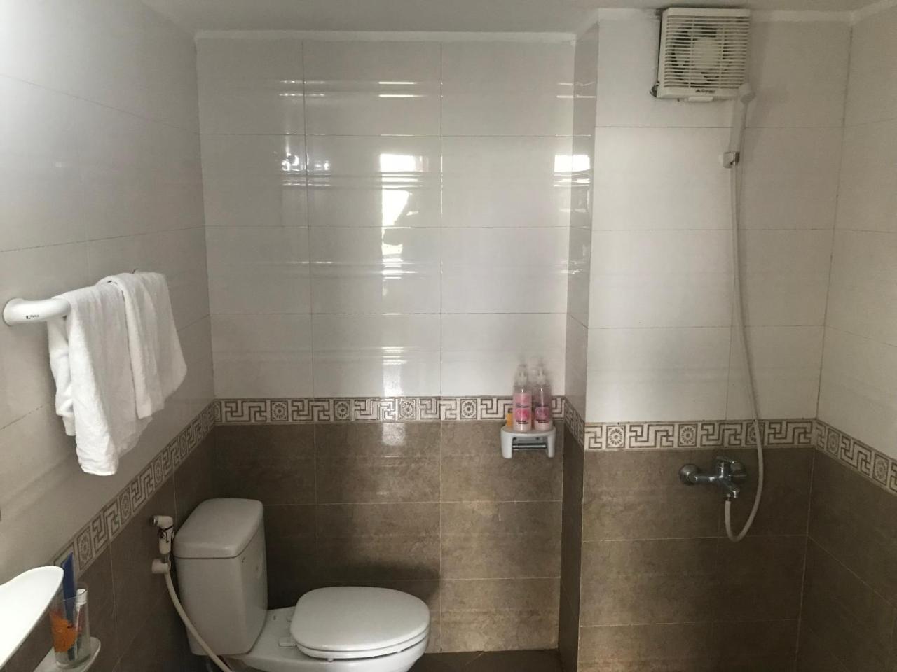 Hoanglong Hotell Hanoi Exteriör bild